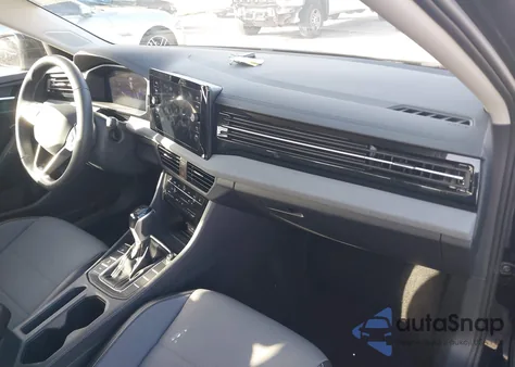 2025 Volkswagen Jetta 1.5T Se z USA, uszkodzony, nr VIN 3VW7X7BU0SM030082